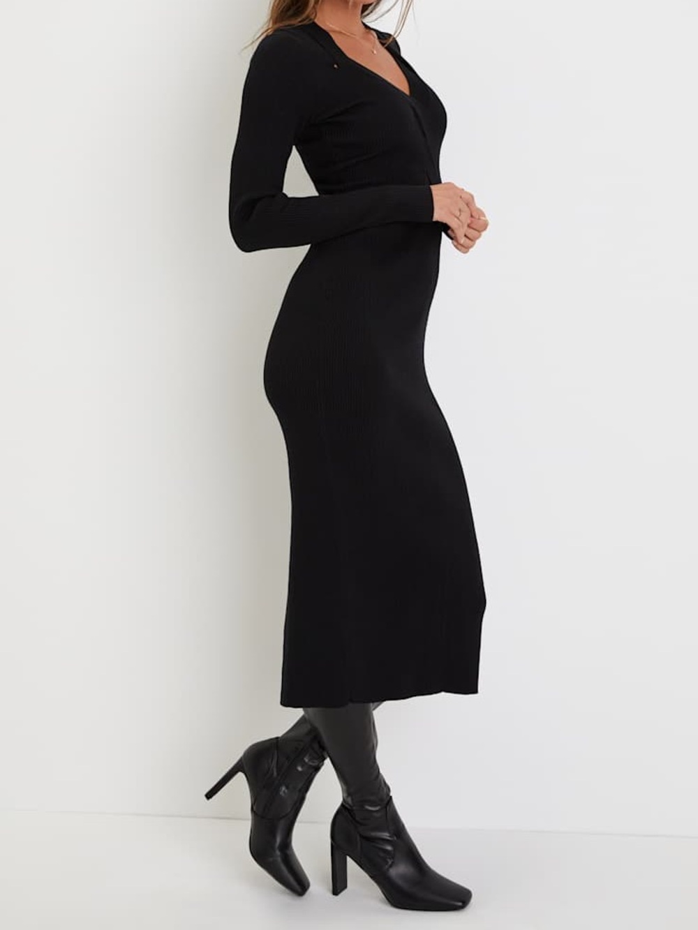 NEW Gianni Bini Up All Night Black Ribbed V‑Neck Midi Dress Size XS
